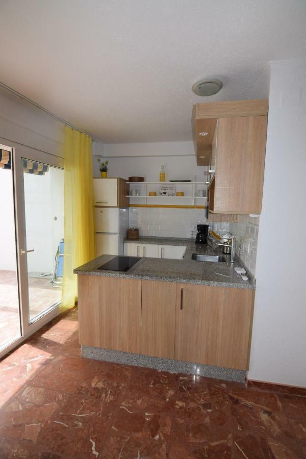 Casa Cava, C Merida 7 เนร์คา ภายนอก รูปภาพ